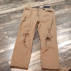 Risen distressed ankle skinny jeans. Tan colored.  1XL